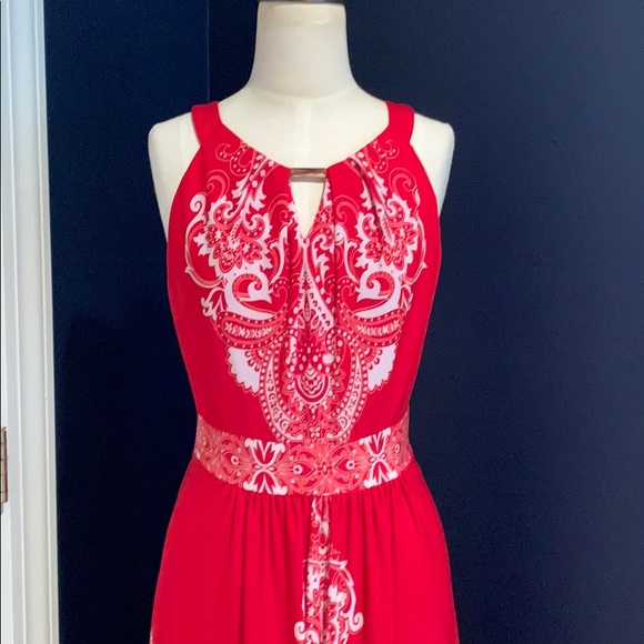 Dress - Picture 3 of 5